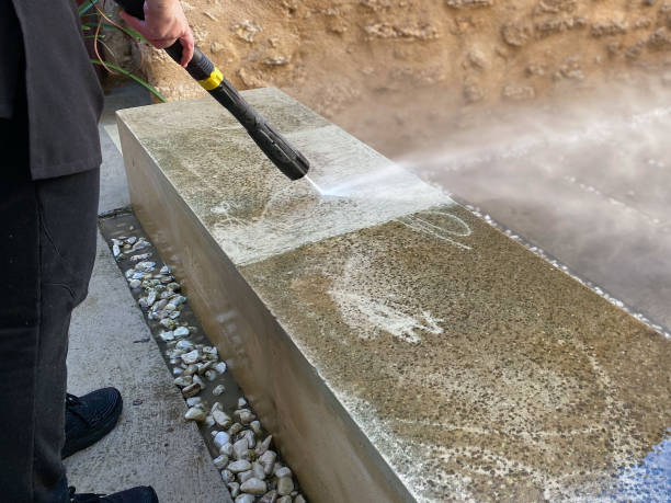 Best Sidewalk Pressure Washing  in Smith Mills, MA